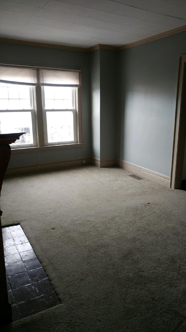 Sala de estar - 734 Auburn Ave