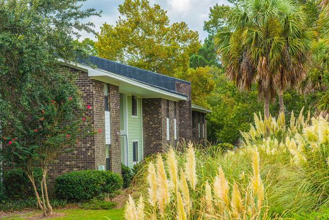 Foto del edificio - James Towne Village