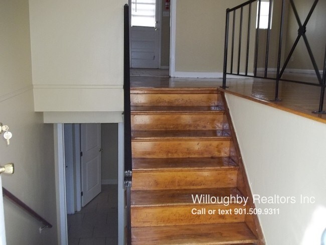 Building Photo - 3420 Sophia St
