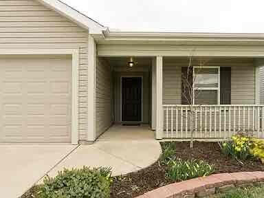 Building Photo - 2409 Fleming Dr