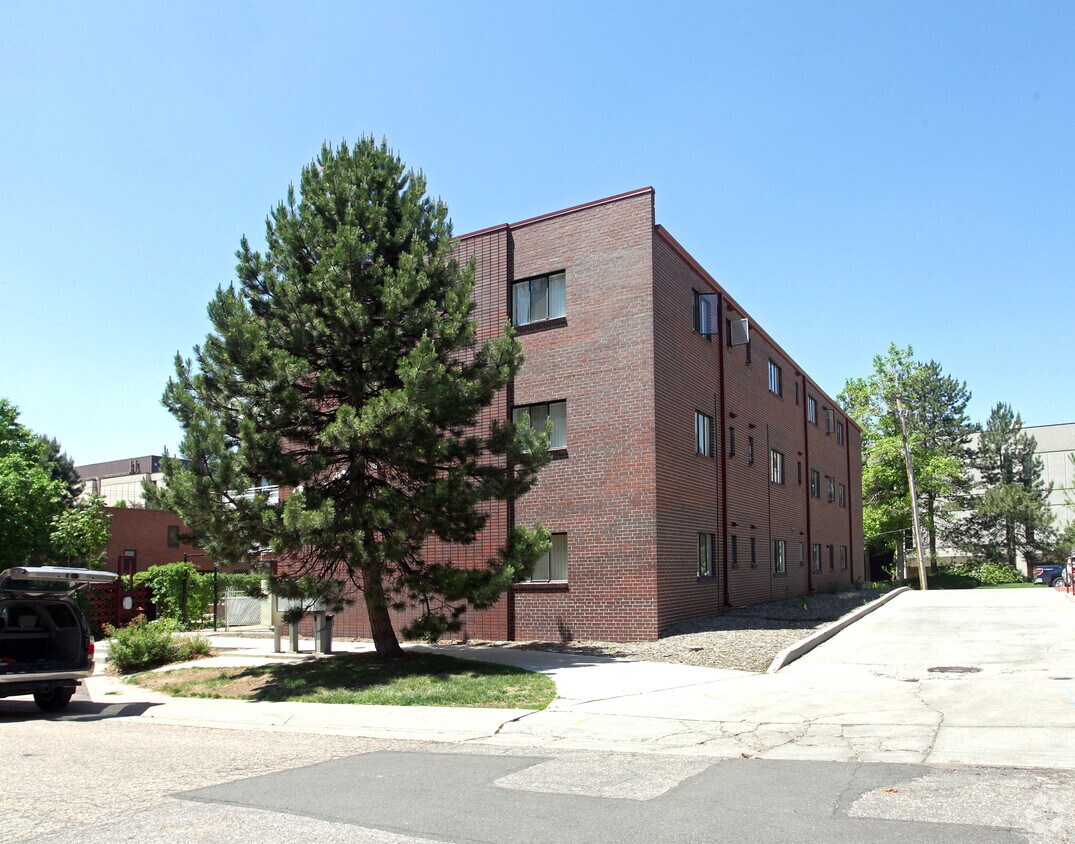 Primary Photo - Cavalier Apartments