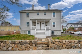 Building Photo - 38 Soundview Ave