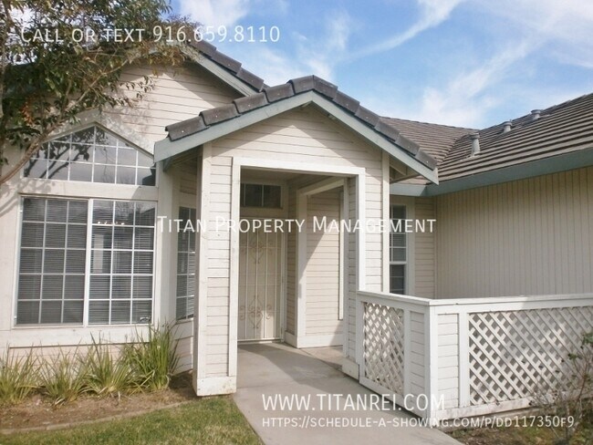 Foto del edificio - 8652 Meandering Way