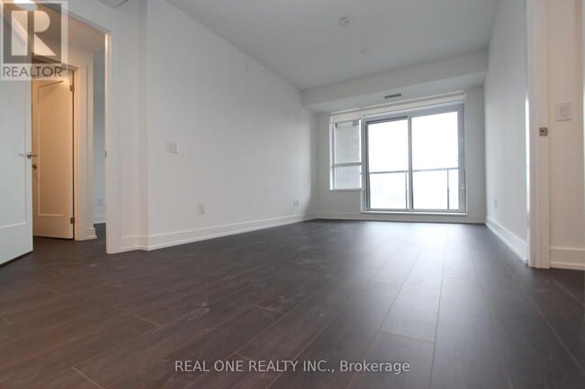 Photo du bâtiment - 9-529 Clegg Rd