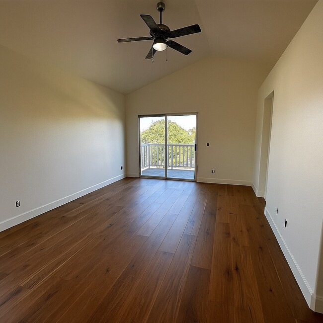 Foto del edificio - 8704 Mesa Oak Dr