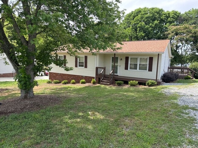 7076 Kennedy Rd