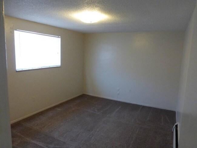 Foto del edificio - 4900 W. 8th Ave