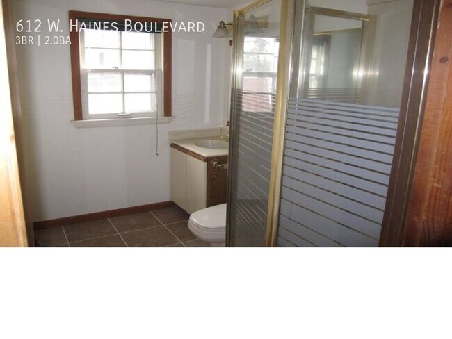 Foto del edificio - Charming Brick Home Near Downtown Champaign