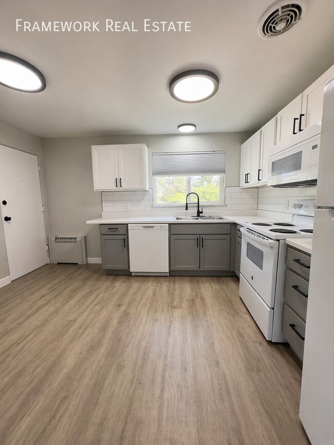 Foto del edificio - 1685 Reed St