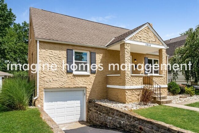 Building Photo - 1314 Schirmer Ave