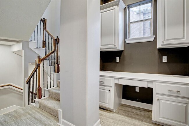 Building Photo - 1408 Birdsall St