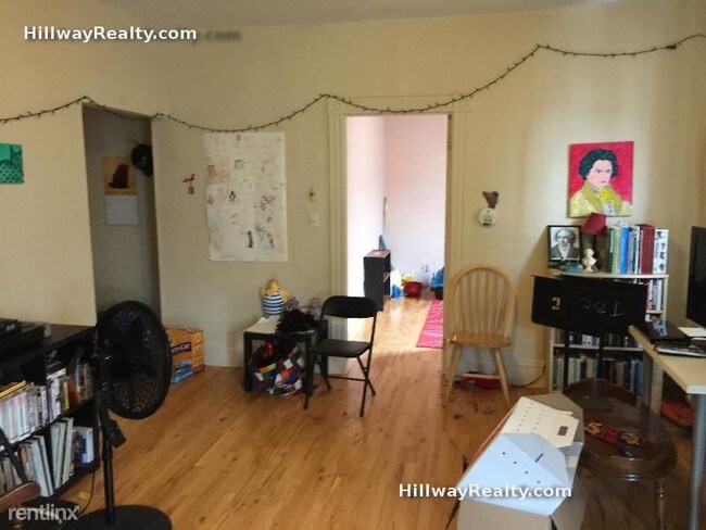 Building Photo - 33 Gay Head St