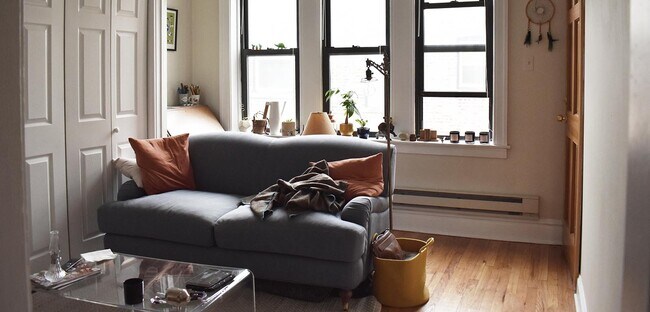 Foto del edificio - 847 W Cornelia Ave