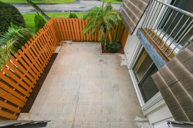 Foto del edificio - 326 Jupiter Lakes Blvd