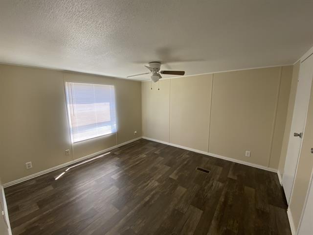 Foto del edificio - 1620 E Reno Rd