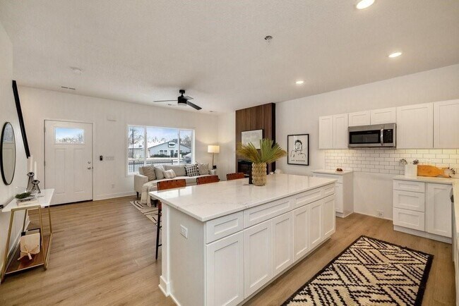 Foto del edificio - 6501 Hickman Rd