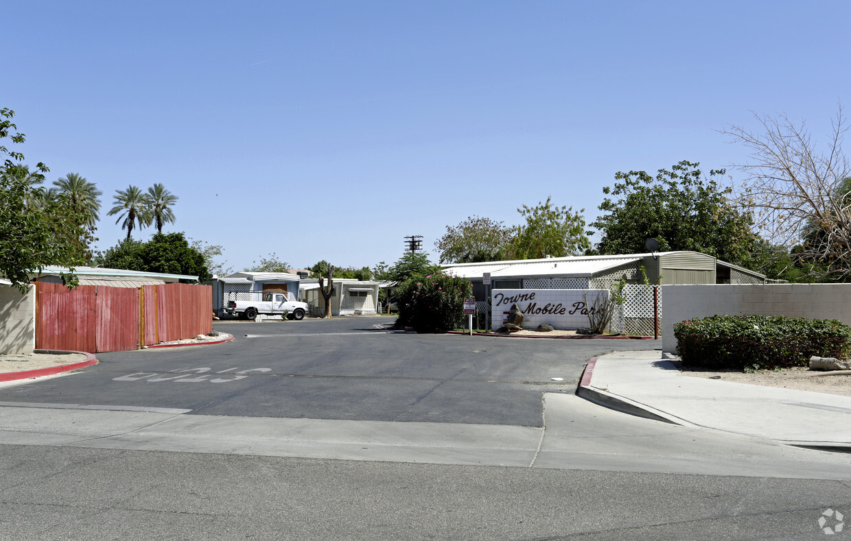 Primary Photo - Towne Mobile Park