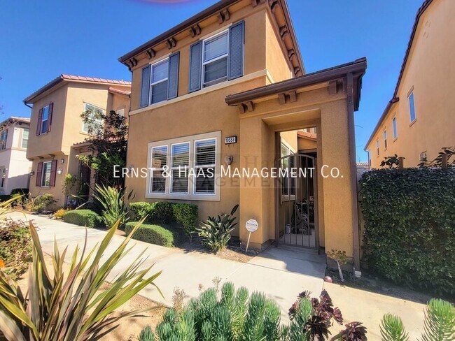 Building Photo - Beautiful Luxury Home at "The Villages" Pr...