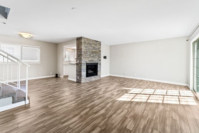 Building Photo - 2 br, 2.5 bath House - 1421 Superior Avenu...