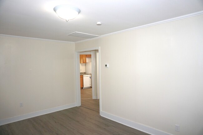 Building Photo - 109 Berkley St