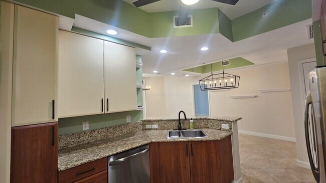 Foto del edificio - 801 S Olive Ave