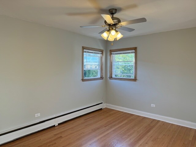 Foto del edificio - 5742 W Lawrence Ave