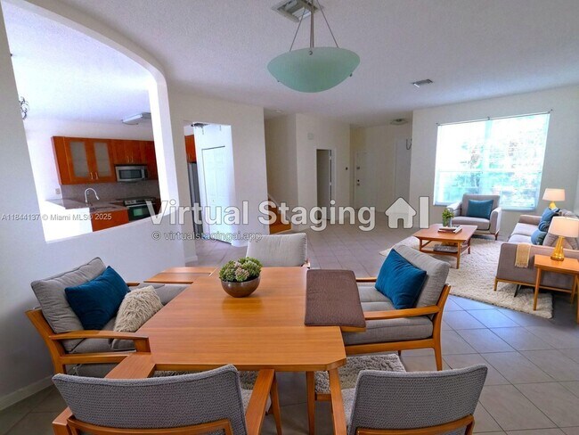 Foto del edificio - 1943 SW 149th Ave