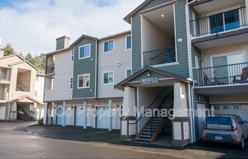 Foto principal - 10740 NE Holly St