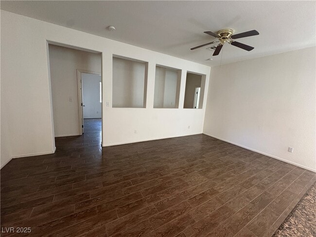 Building Photo - 1625 Sandglass Ave