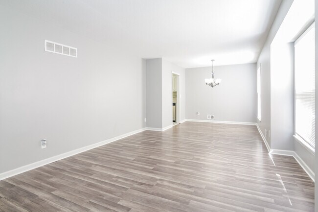 Foto del edificio - Cozy 3 Bedroom Home in Grandview, MO