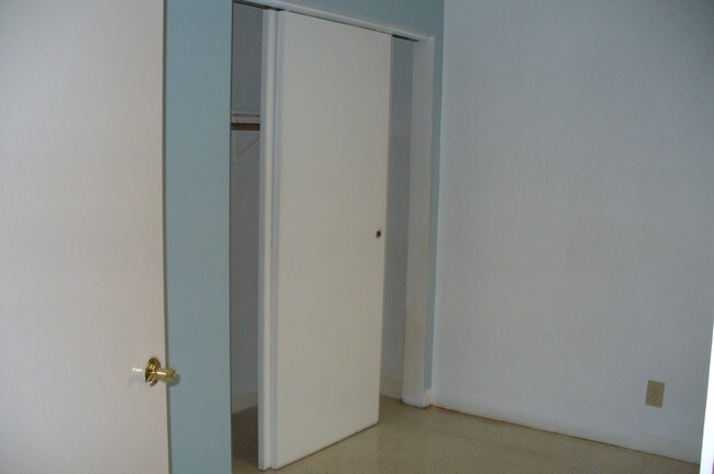 Foto del edificio - 446 SW 4th Ave