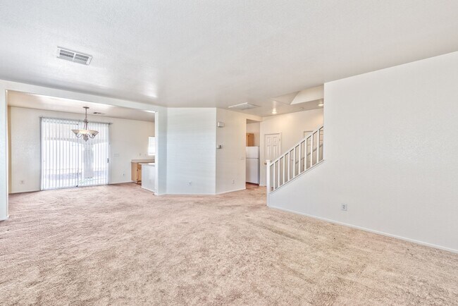 Foto del edificio - 4222 E Spruce Fern Ln