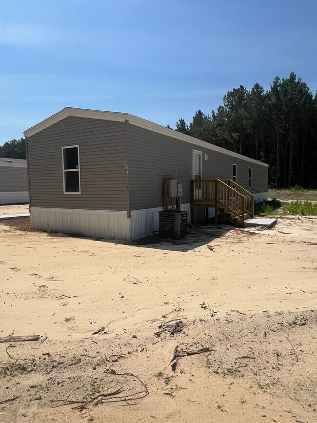 Building Photo - New! Move In Ready & Close to Downtown Aynor!