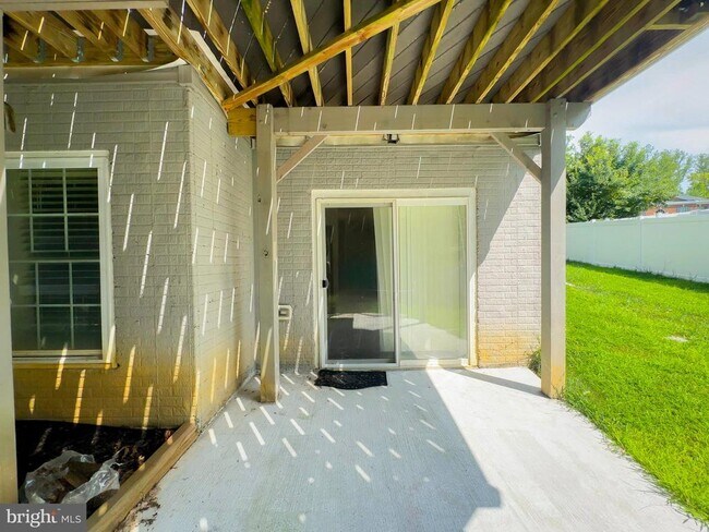 Foto del edificio - 7023 Sand Cherry Way