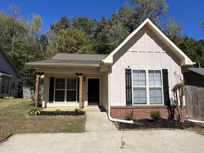 Building Photo - 9458 Brook Forest Cir