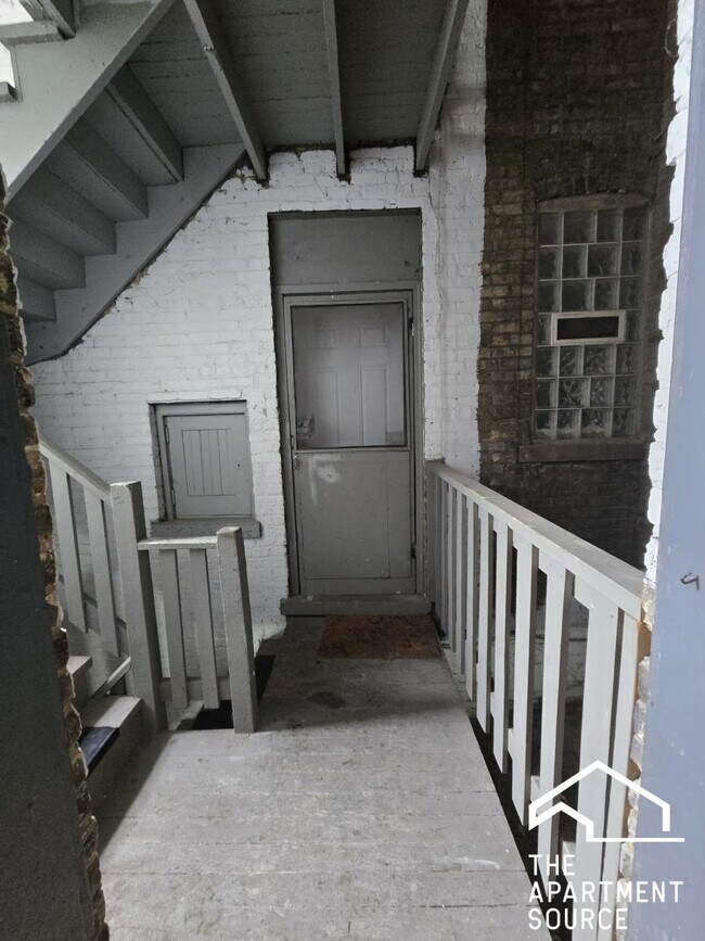Building Photo - 1372 W Estes Ave
