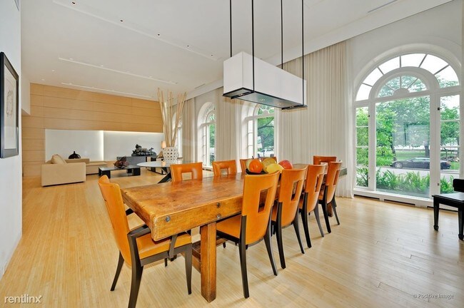 Foto del edificio - 2 br, 2 bath Condo - 189 E Lake Shore Dr