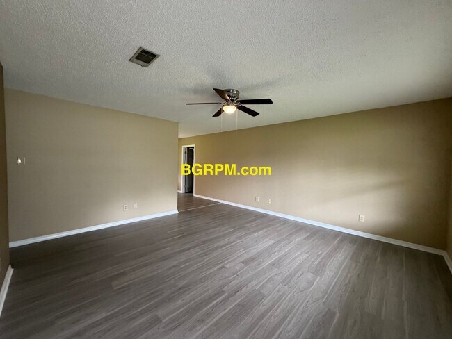 Foto del edificio - 3 BD. 2 BA. home in Cabot.
