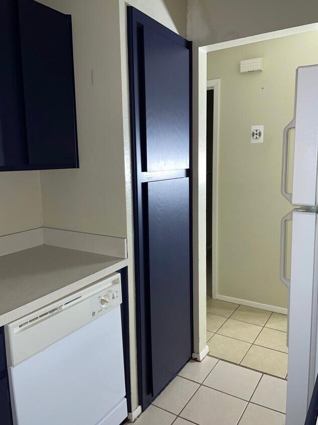 Foto principal - 1204 Ridgemont St