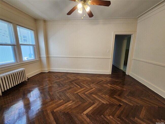 Foto del edificio - 245 W Walnut St