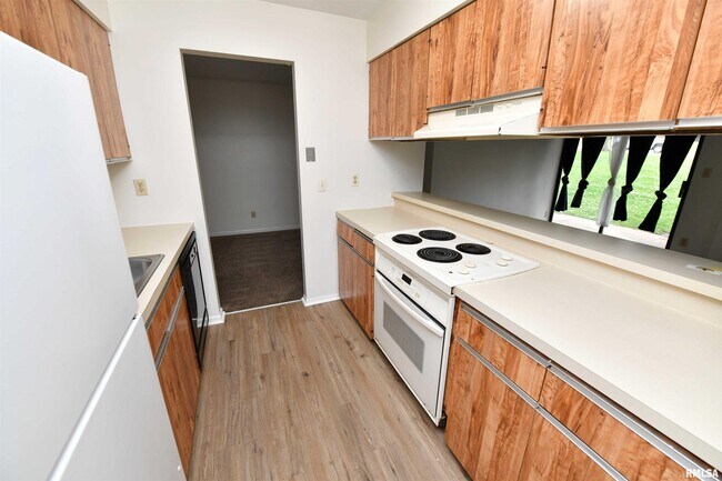 Foto del edificio - 5734 Autumn Ridge Ct