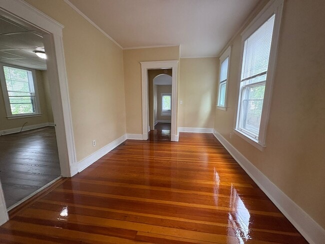 Foto del edificio - 1260 Whalley Ave