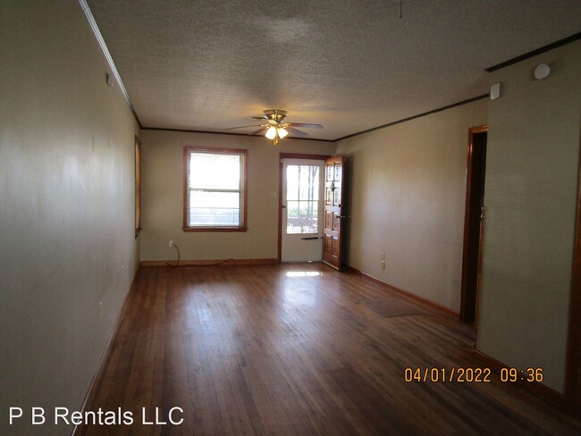 Foto del edificio - 3 br, 2 bath House - 210 NW Morford Drive