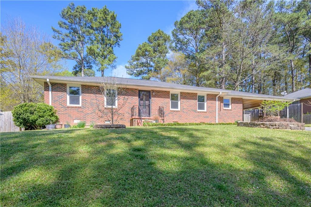 Primary Photo - 878 Parkway Dr