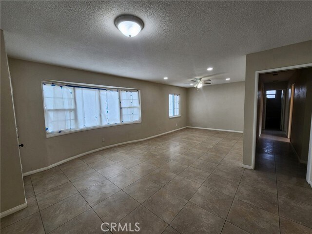 Foto del edificio - 3975 Eileen St