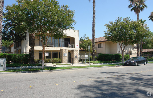 Foto del edificio - Westgate Seniors Apartments