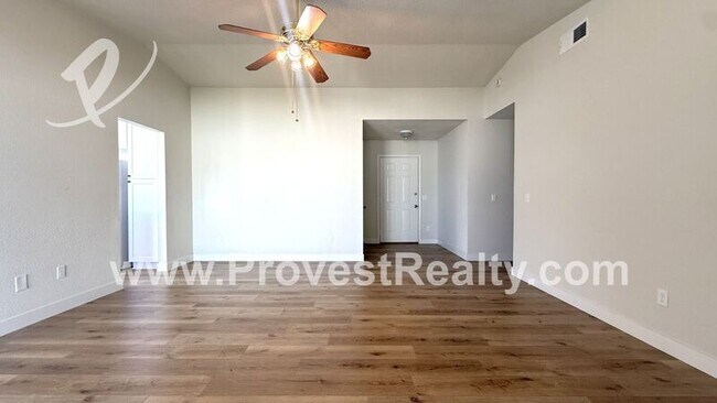 Foto del edificio - 17820 Manzanita St