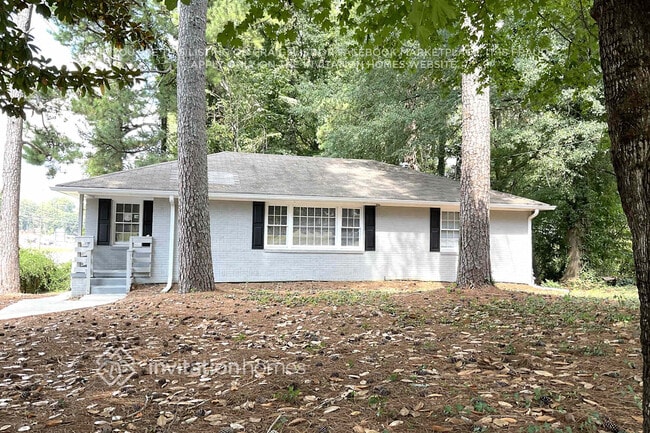 Building Photo - 705 Pinehill Dr