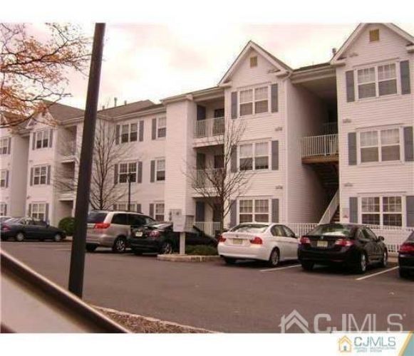 1215 Waterford Dr, Edison, NJ 08817 Condo for Rent in Edison, NJ