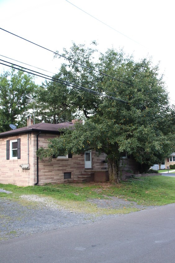 Entrance - 3002 Bowman Ave